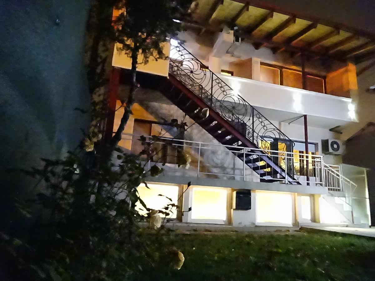 Jasmin White Apartment スコピエ エクステリア 写真
